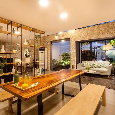 La Regatta Boutique Residences Ho Chi Minh City Bagian luar foto