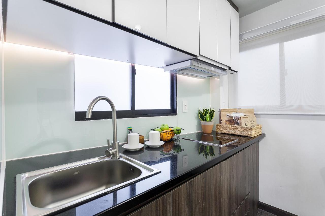 La Regatta Boutique Residences Ho Chi Minh City Bagian luar foto